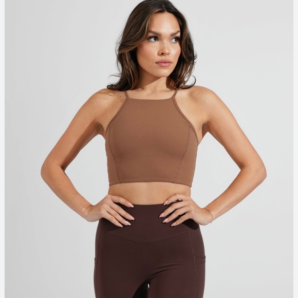 Buffbunny Ivy Crop - Oak - Picture 1 of 3